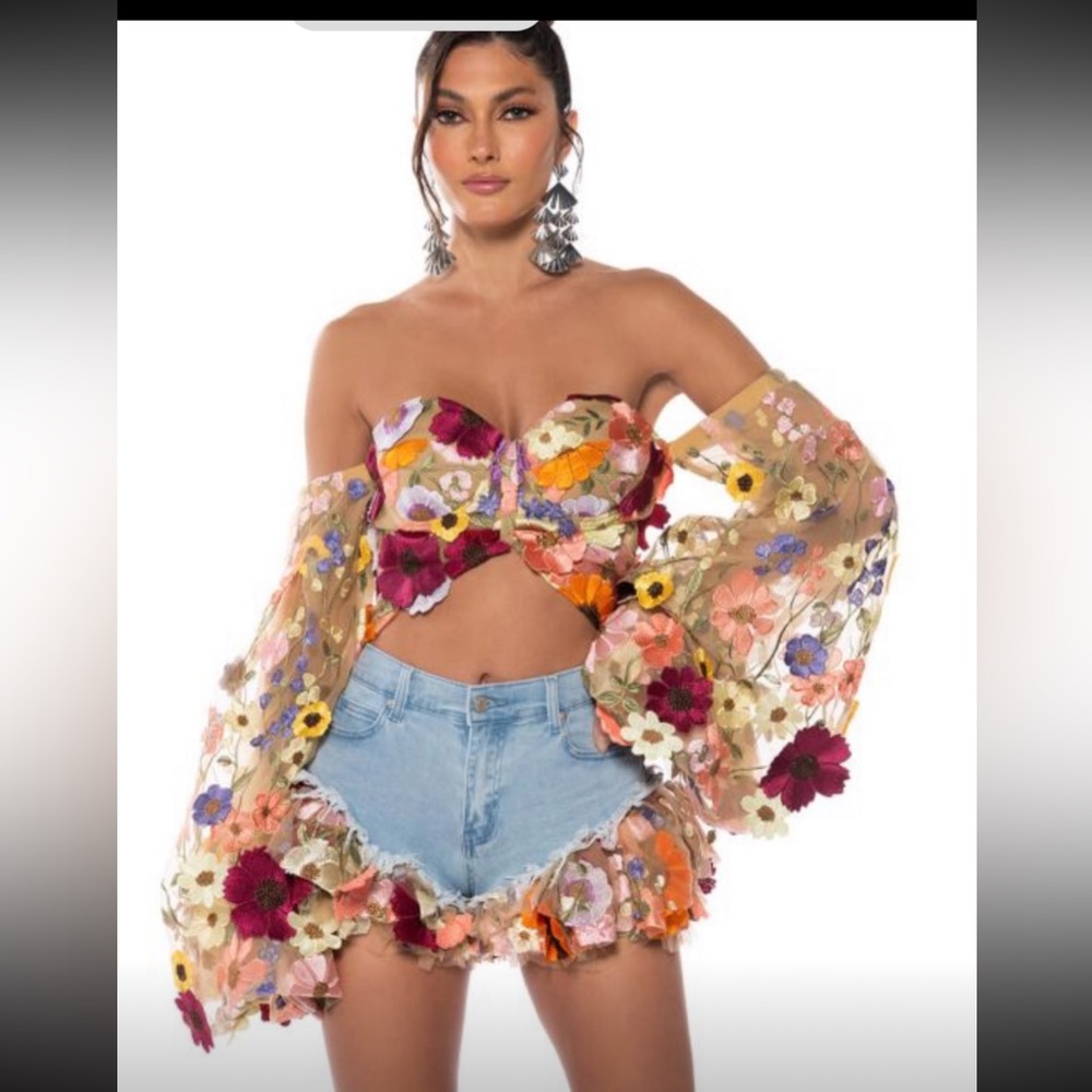 Flowery crop top
